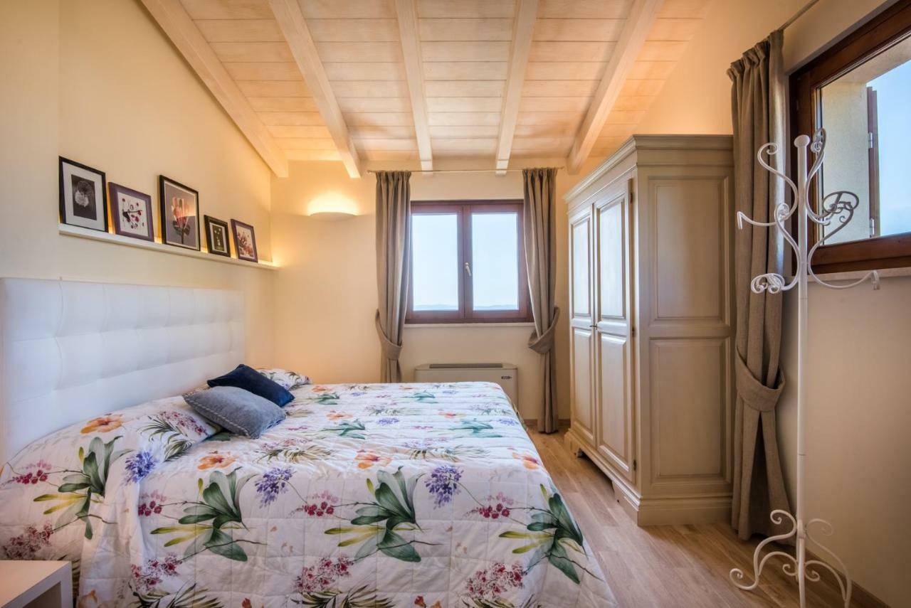 Casa Vacanze Squarcialupi Кастелліна-ін-К'янті Екстер'єр фото