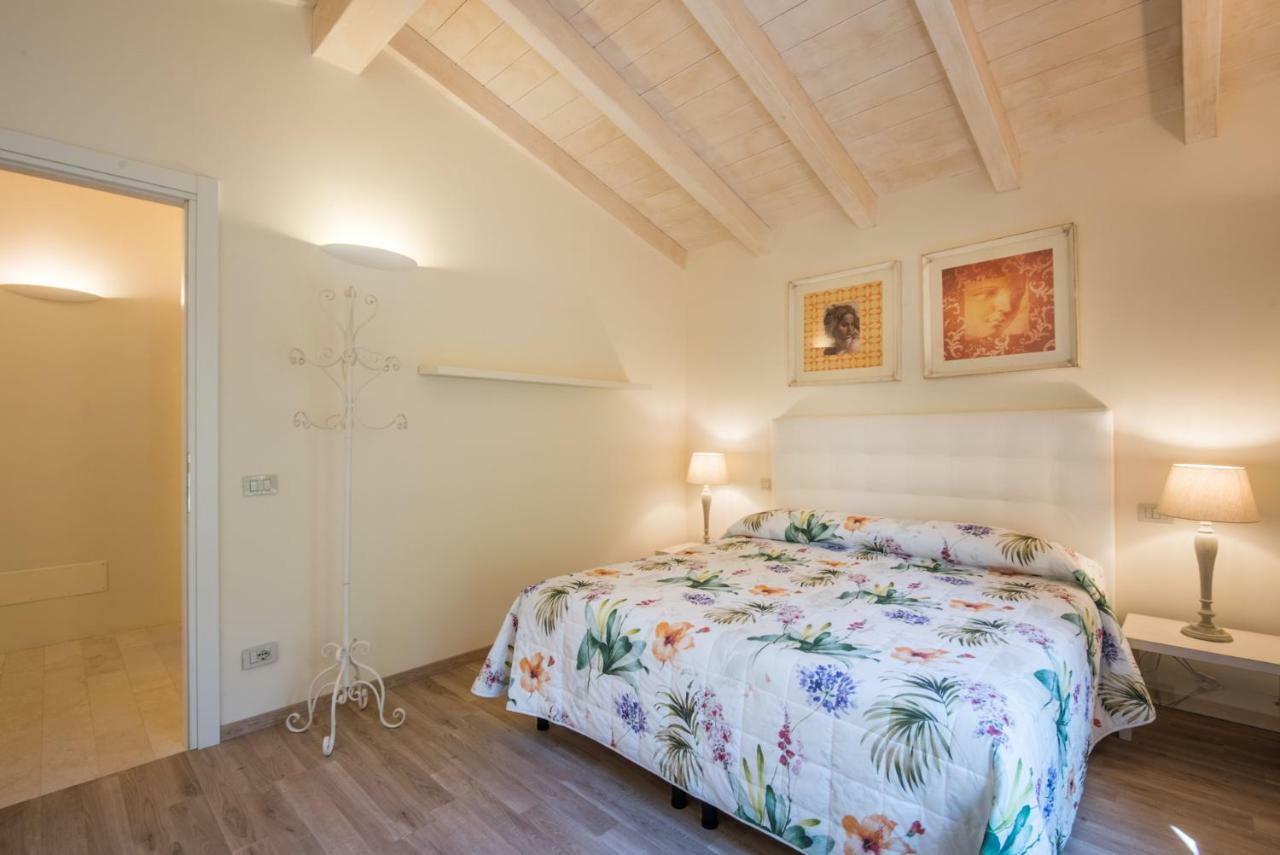 Casa Vacanze Squarcialupi Кастелліна-ін-К'янті Екстер'єр фото
