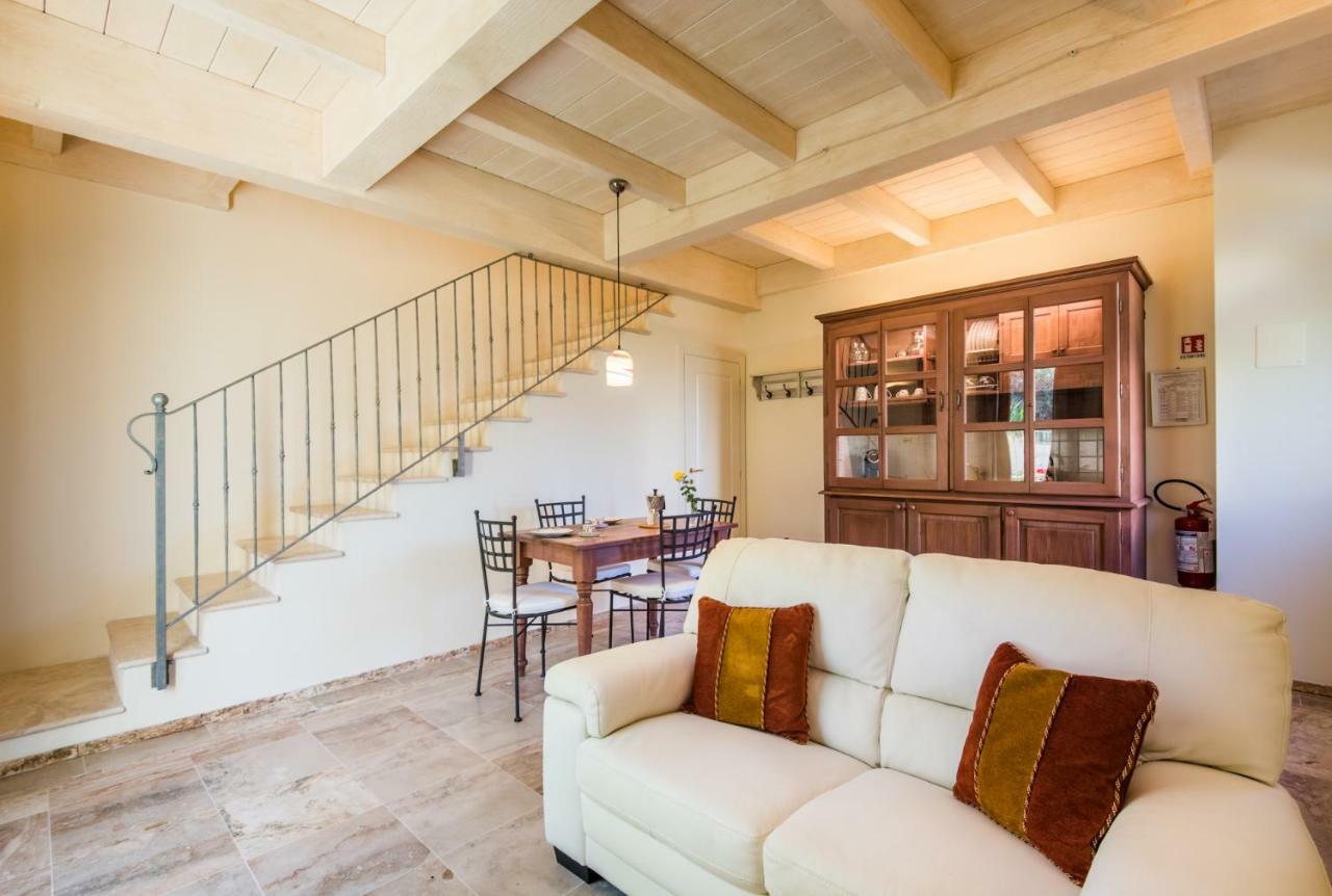 Casa Vacanze Squarcialupi Кастелліна-ін-К'янті Екстер'єр фото