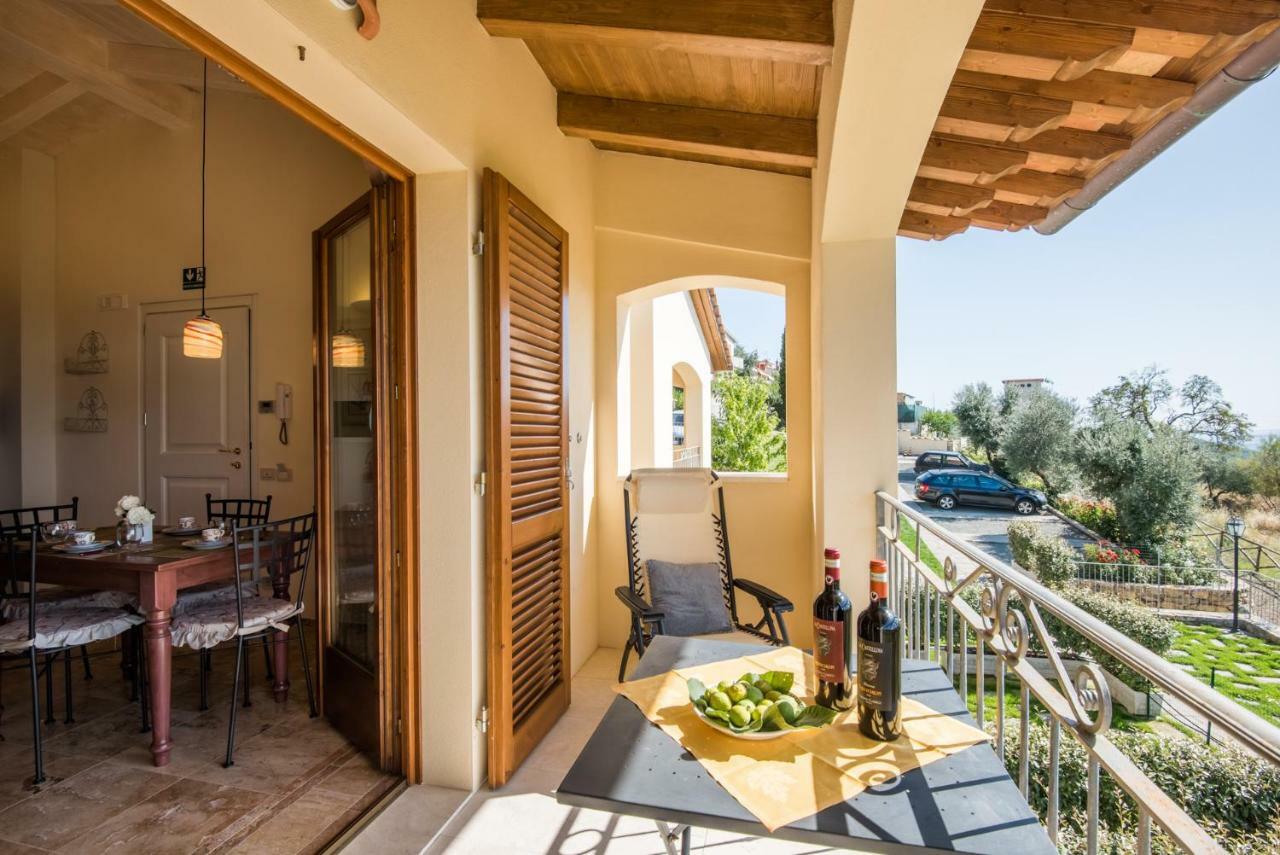 Casa Vacanze Squarcialupi Кастелліна-ін-К'янті Екстер'єр фото